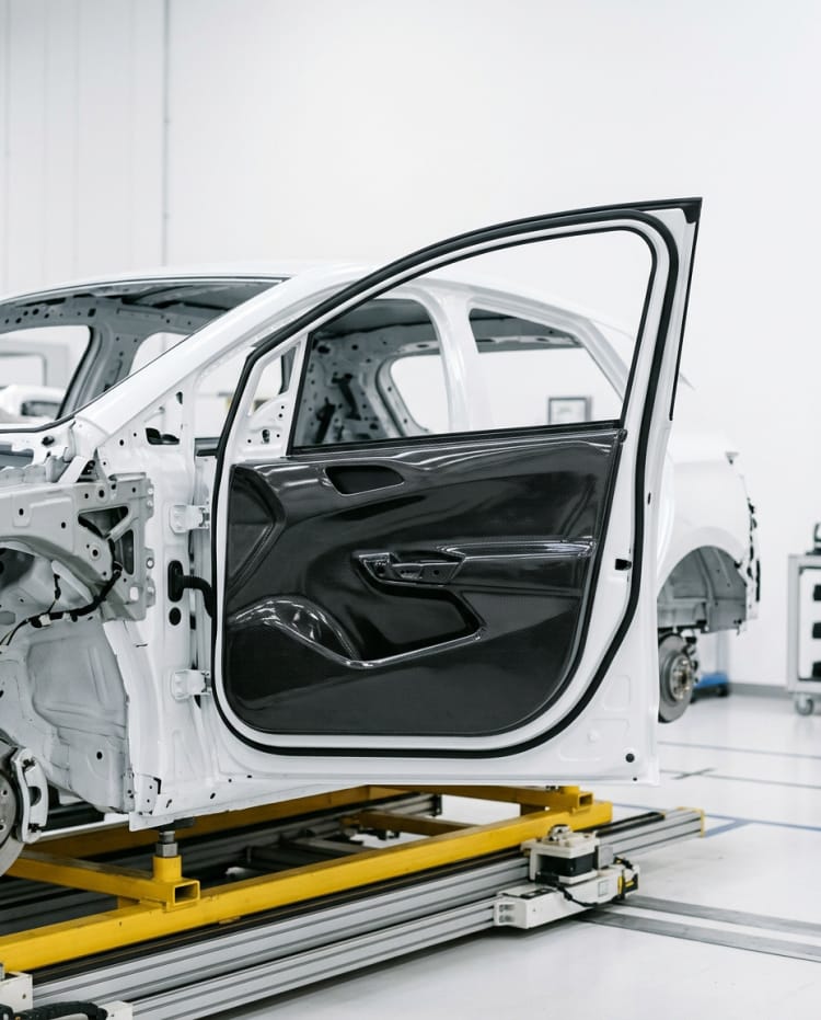 Final Painted FRP Body